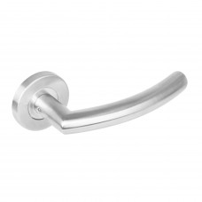 DEURKRUK HALF ROND 90° OP GEVEERDE STALEN ROZET MET NOKKEN ø53X8MM RVS