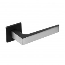 DEURKRUK MOORS NO.1 MET VIERKANTE ROZET 50X50X5MM GEVEERD RVS/ZWART